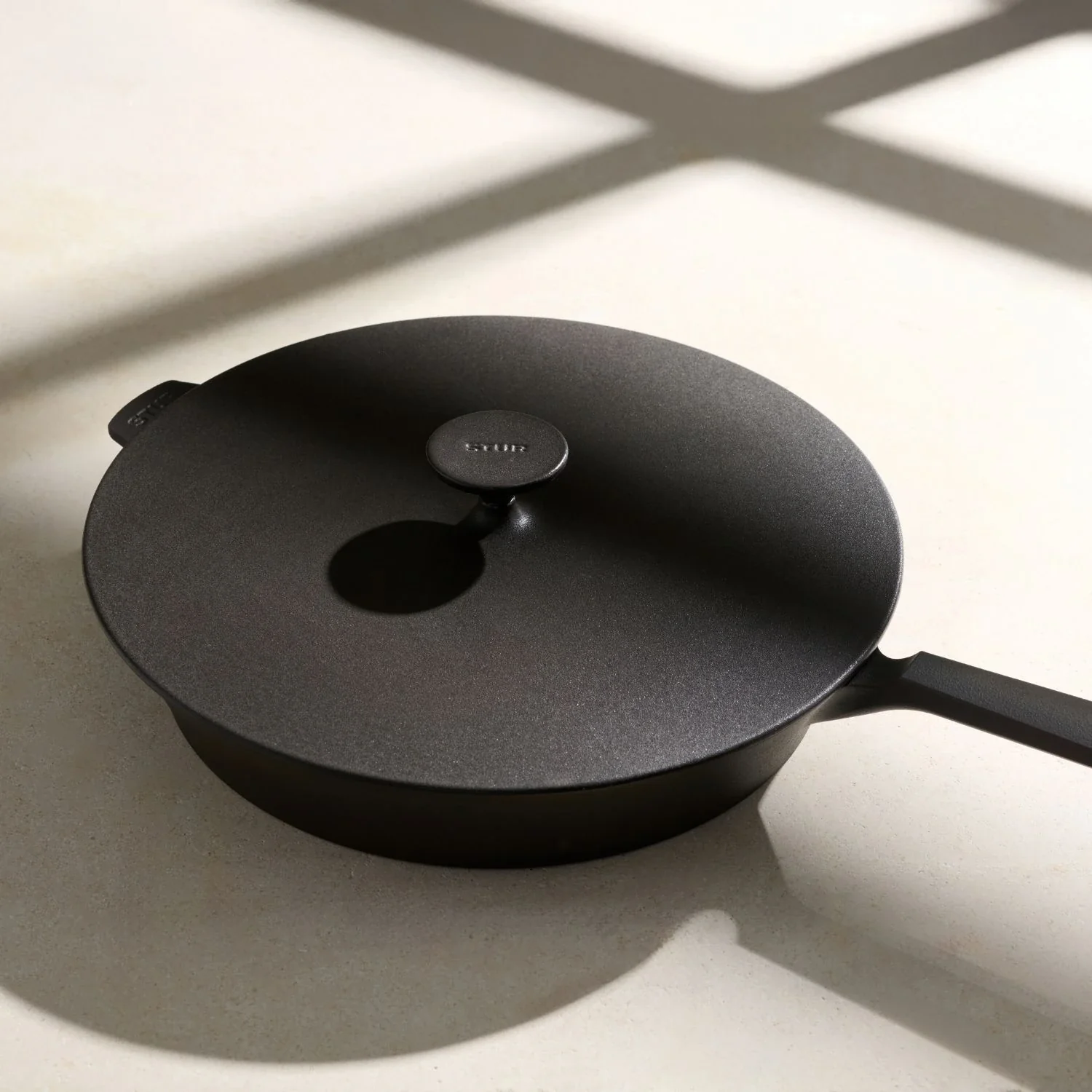 Gusseisendeckel 28 cm - Image 3