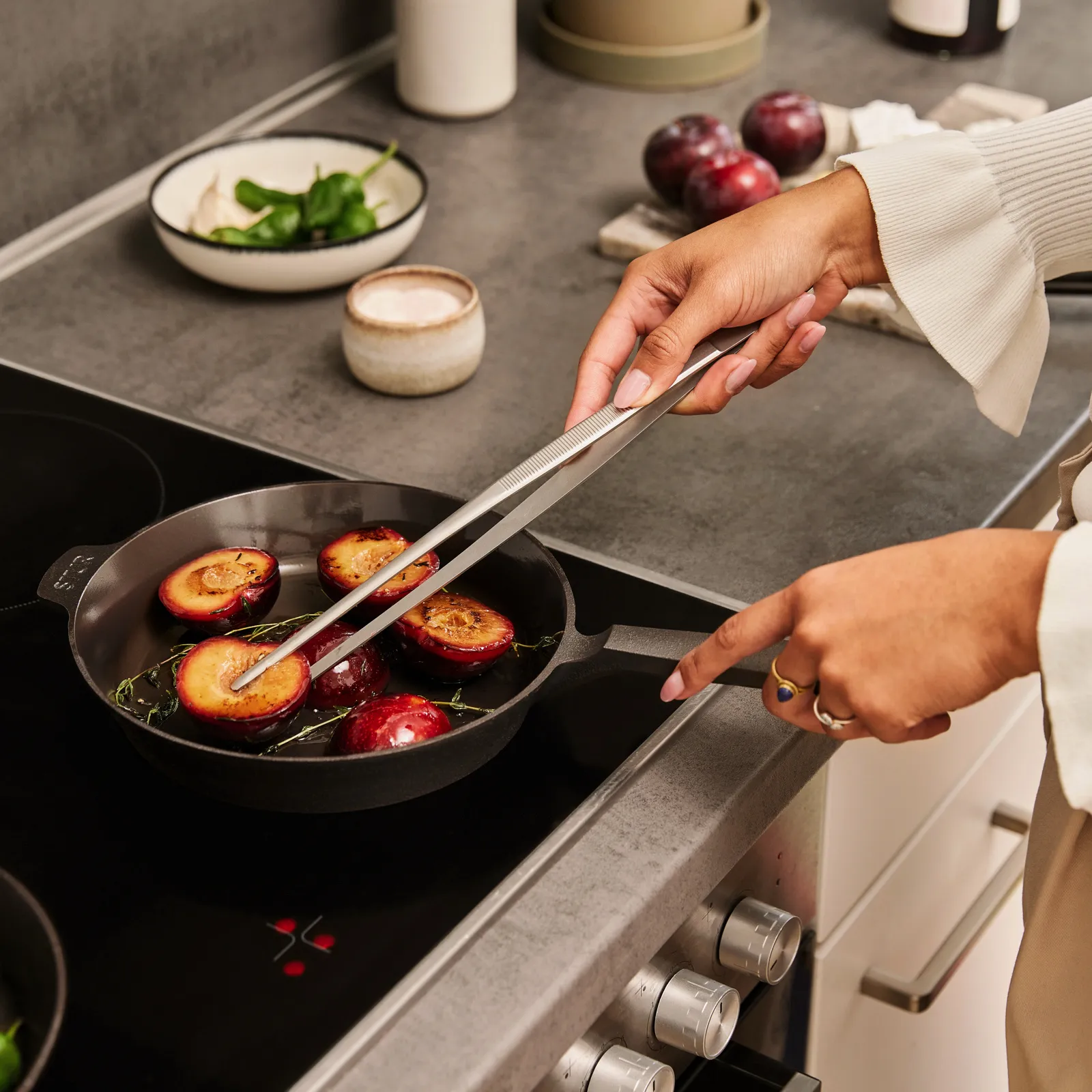 Duo - Gusseisenpfanne 20 cm + 28 cm - Image 14